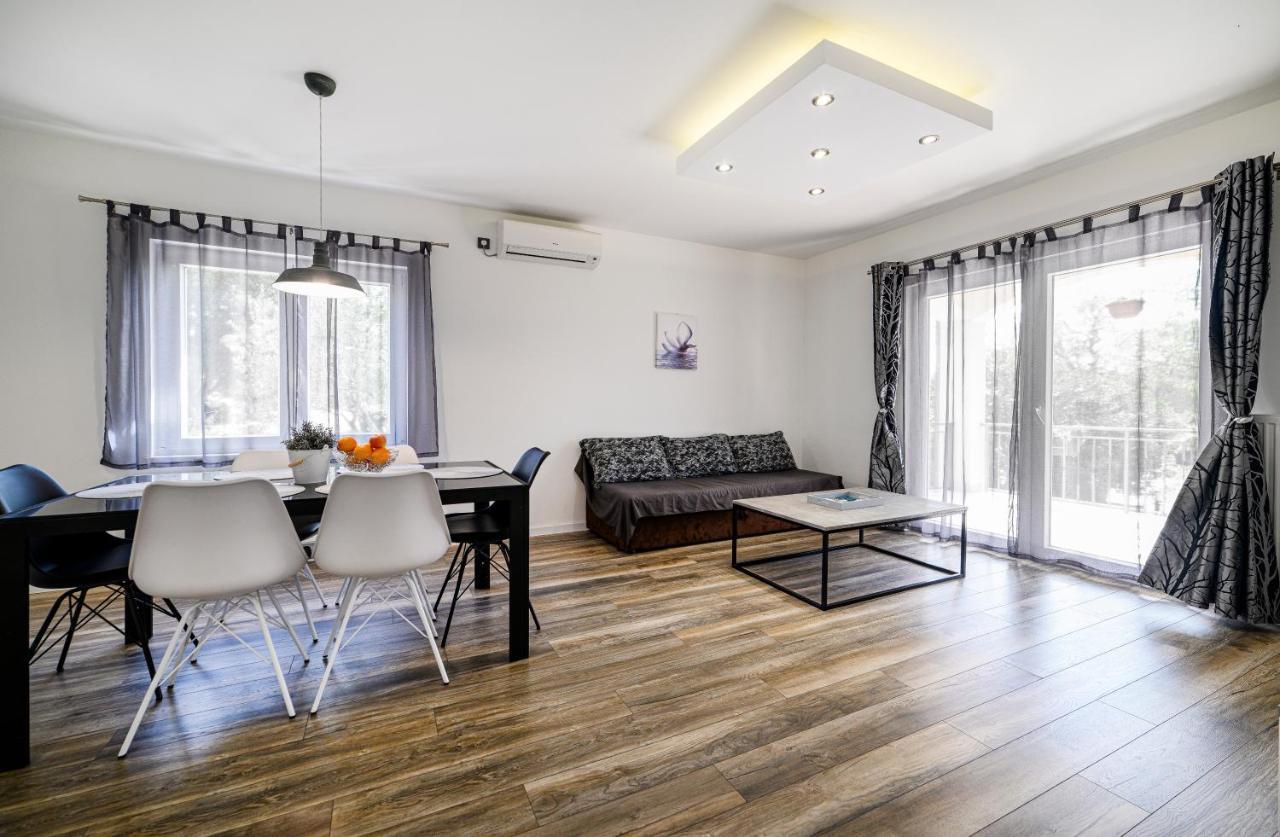 Holiday Home Rokoko Σίμπενικ Εξωτερικό φωτογραφία