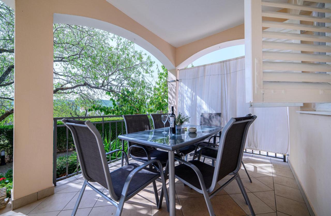 Holiday Home Rokoko Σίμπενικ Εξωτερικό φωτογραφία