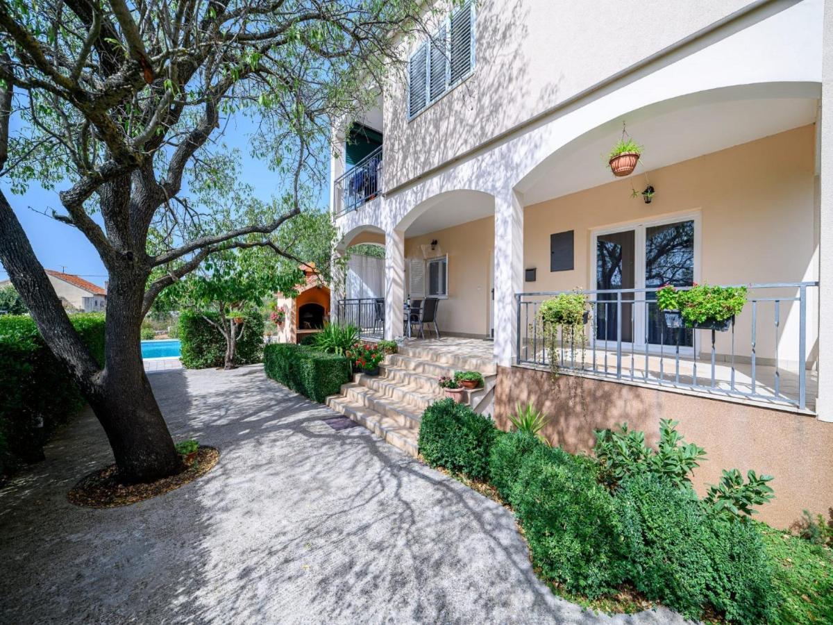Holiday Home Rokoko Σίμπενικ Εξωτερικό φωτογραφία